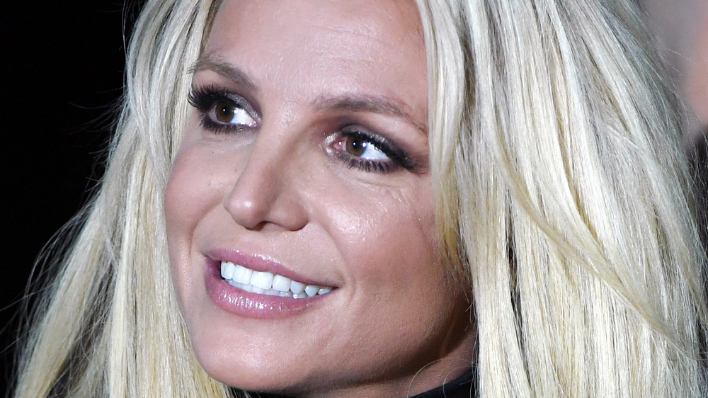 Britney Spears sorride
