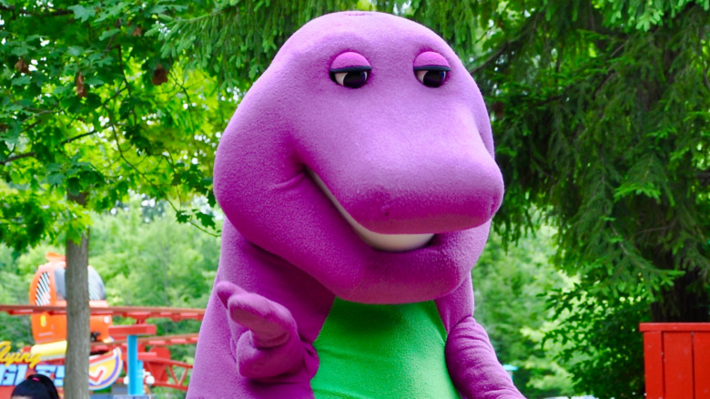 Barney il dinosauro fuori