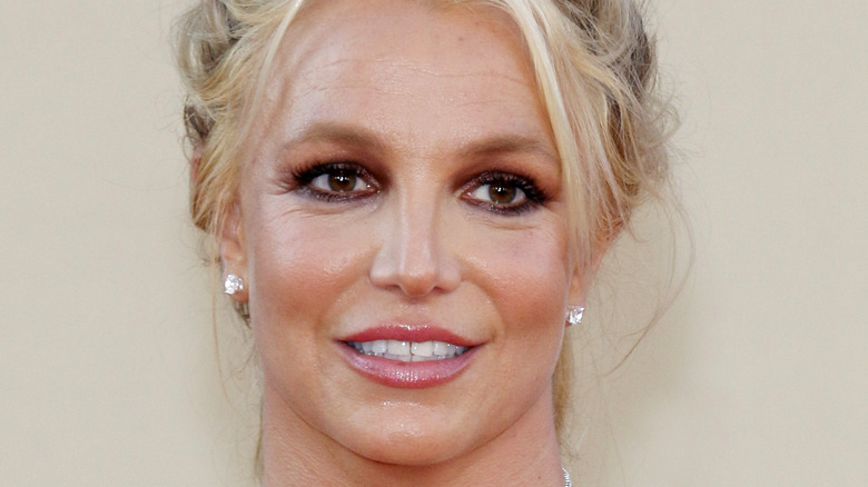 Britney Spears in un updo
