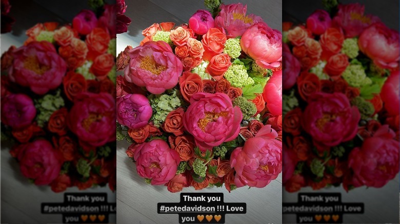 Kris Jenner condivide il bouquet di Pete Davidson