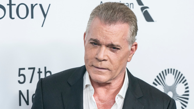 Ray Liotta in posa