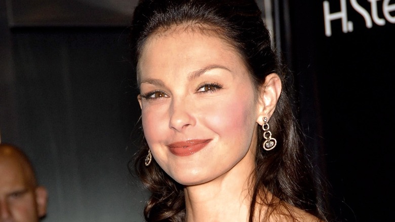 Ashley Judd, sorridente