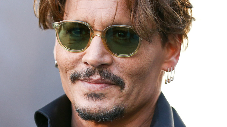 Johnny Depp sorridente