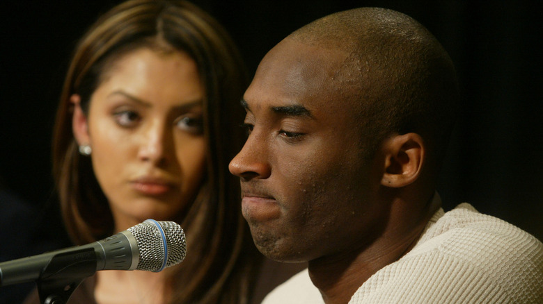 Vanessa e Kobe Bryant in conferenza stampa