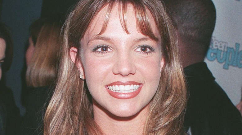 La giovane Britney Spears sorride 