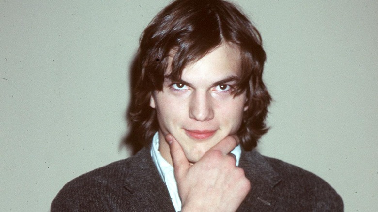 Ashton Kutcher in posa