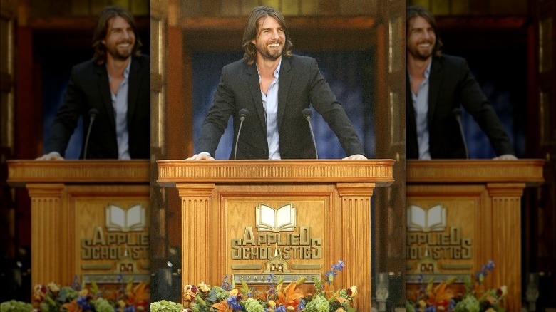 Tom Cruise parla a un evento di Scientology nel 2003