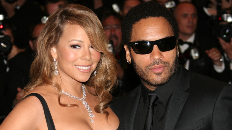 Mariah Carey e Lenny Kravitz posano sul tappeto rosso