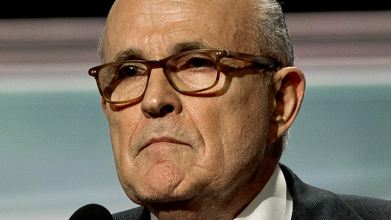 Rudy Giuliani con gli occhiali